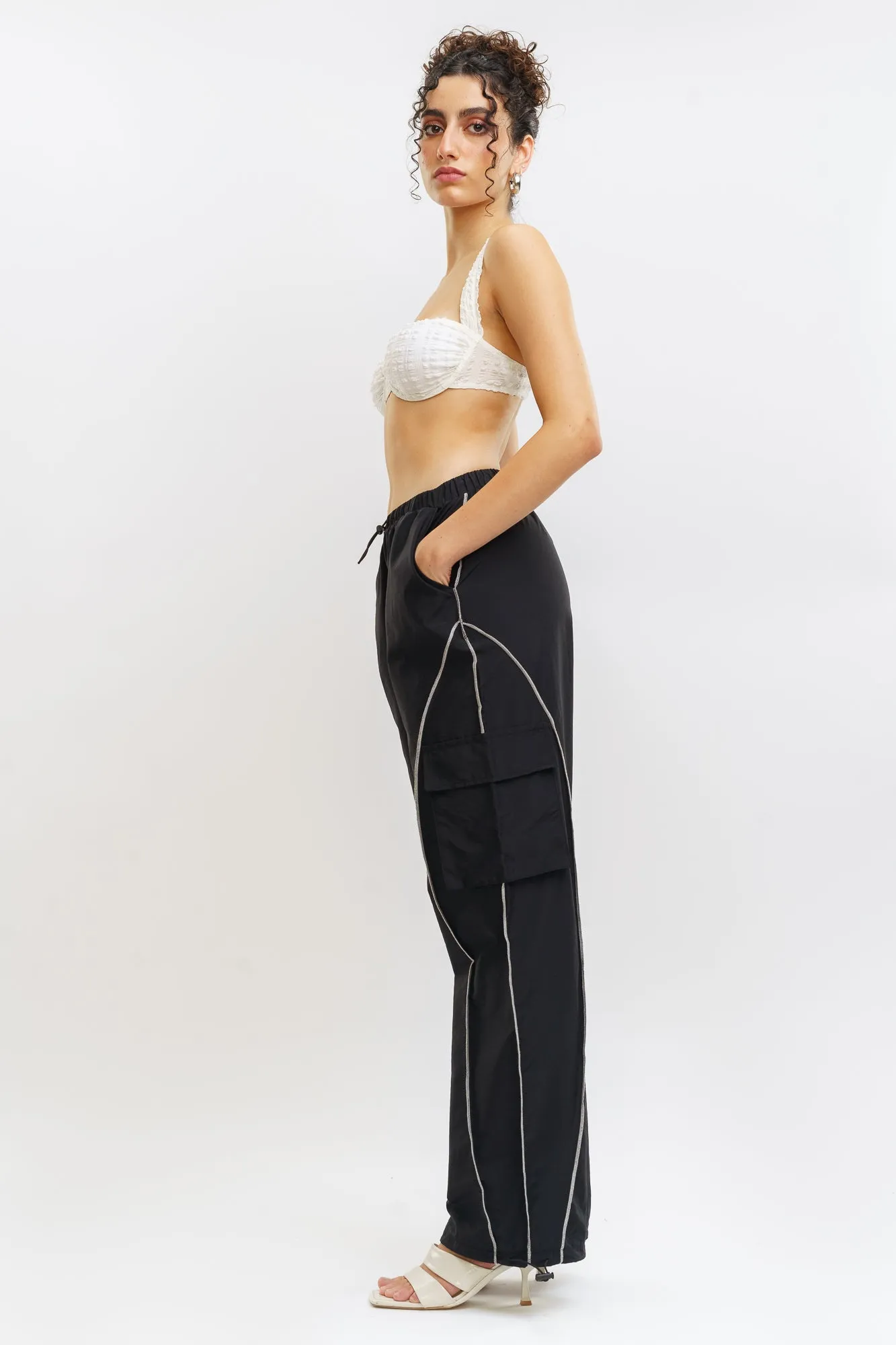 Contrast Piping Cargo Pants