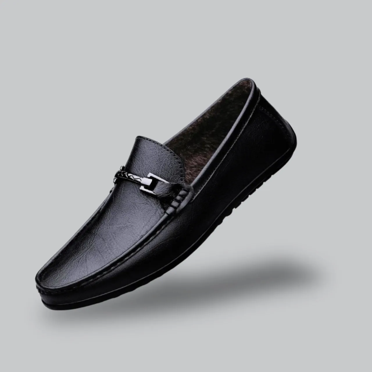 Elegant Men's Loafers with Metal Chain Accent